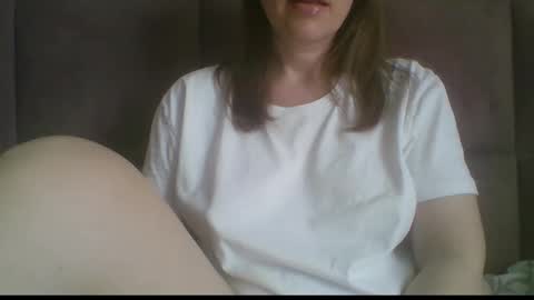 Snapshot of _sladkiegubki_ chatting on April 2026 11:08:01 AM _sladkiegubki_ online show from April 2026 11:08:01 AM