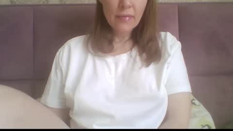 Snapshot of _sladkiegubki_ chatting on April 2026 10:49:02 AM _sladkiegubki_ online show from April 2026 10:49:02 AM