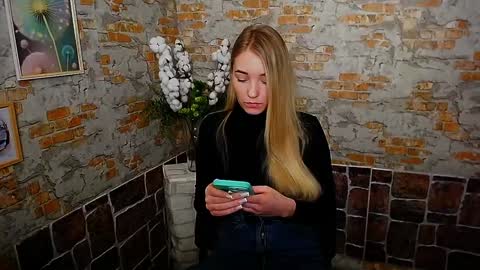 Snapshot of _snow_queen__ chatting on January 2025 09:07:01 AM Rachel online show from January 2025 09:07:01 AM