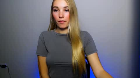 Snapshot of _snow_queen__ chatting on October 2025 08:21:02 PM Rachel online show from October 2025 08:21:02 PM