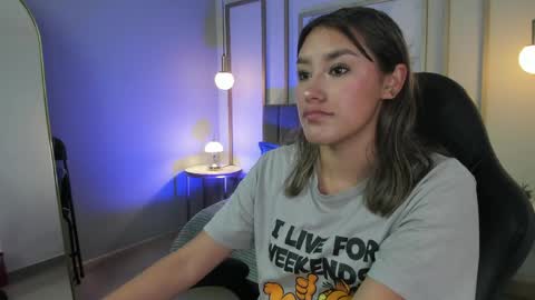 Snapshot of _sophie__miller chatting on May 2026 03:41:02 PM Sophie online show from May 2026 03:41:02 PM
