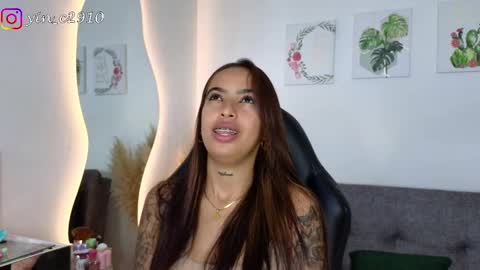 Snapshot of _sophiebrown__ chatting on January 2025 12:01:01 AM Andrea  The Next Stream  Wednesday online show from January 2025 12:01:01 AM