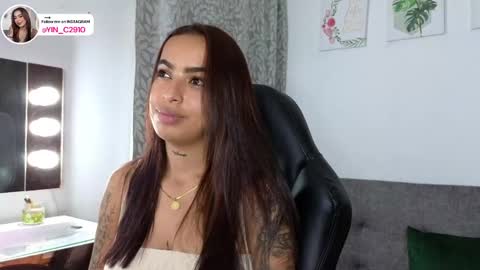 Snapshot of _sophiebrown__ chatting on January 2025 12:12:01 AM Andrea  The Next Stream  Wednesday online show from January 2025 12:12:01 AM