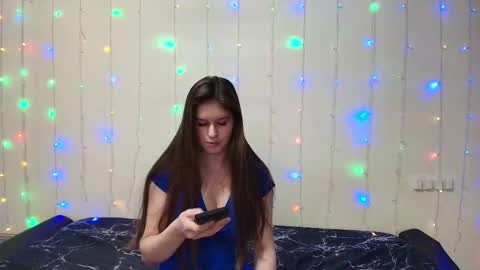 Stella Cardo online show from November 2025 12:16:02 PM