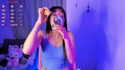 Angela   online show from November 2025 10:37:01 PM