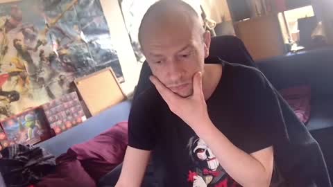 _svenerd_____ online show from April 2026 11:14:02 AM