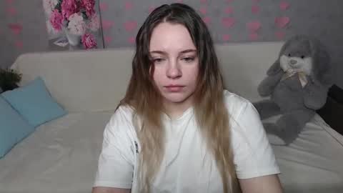 Lana online show from February 2025 07:28:02 AM