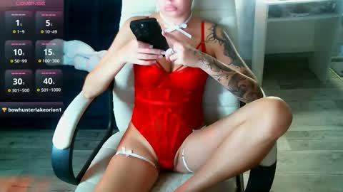 Milana   welcome to my world  online show from October 2025 05:41:01 AM