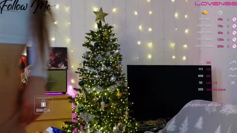 Snapshot of _sweetcams_ chatting on December 2024 10:56:02 AM Dasha  online show from December 2024 10:56:02 AM