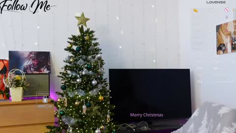Snapshot of _sweetcams_ chatting on December 2024 06:41:01 AM Dasha  online show from December 2024 06:41:01 AM