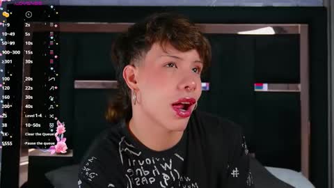 Angel online show from November 2025 10:54:02 AM