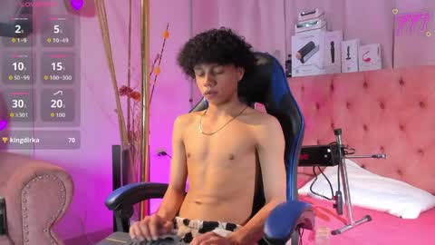 Snapshot of _taylor_black chatting on April 2026 09:53:02 PM Taylor online show from April 2026 09:53:02 PM