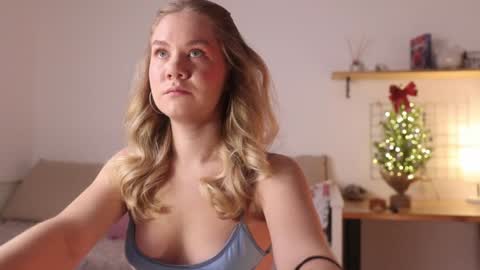 Annie online show from January 2025 01:13:02 AM