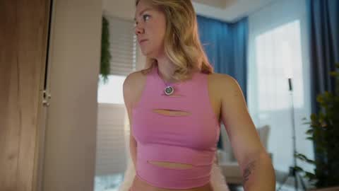 Annie online show from April 2026 03:37:02 AM