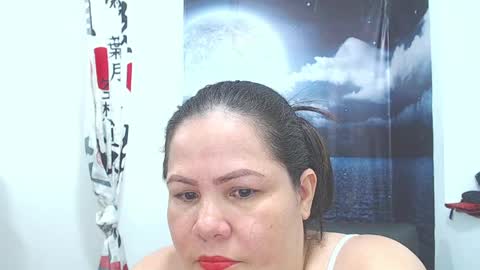 Snapshot of _thamaraa_ chatting on April 2026 02:26:02 AM Tamara online show from April 2026 02:26:02 AM