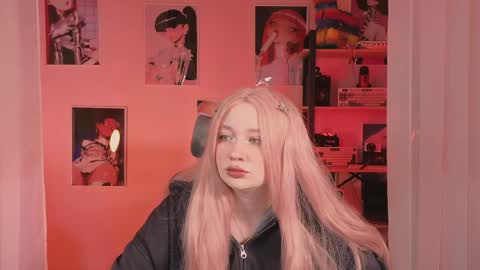 MIRA online show from April 2026 08:18:01 PM