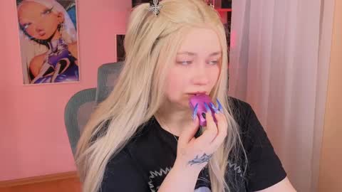 MIRA online show from April 2026 05:40:02 AM