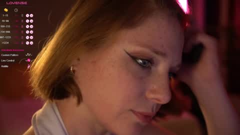 Snapshot of _the_sun_ chatting on May 2026 07:19:02 PM Evi online show from May 2026 07:19:02 PM