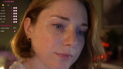 Snapshot of _the_sun_ chatting on June 2026 06:54:02 PM Evi online show from June 2026 06:54:02 PM