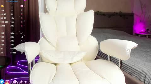 Snapshot of _top_skinny chatting on April 2026 05:16:01 AM Julia online show from April 2026 05:16:01 AM