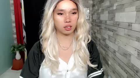 Iam Alex online show from January 2025 04:59:01 PM