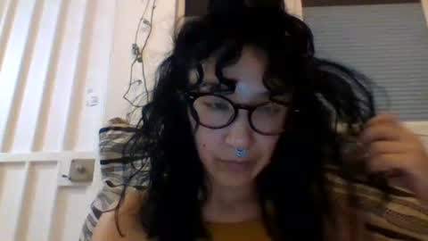 _tutti_frutti_ online show from March 2025 05:00:02 AM