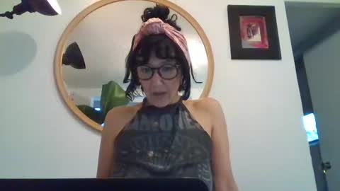 Snapshot of _tutti_frutti_ chatting on July 2026 11:09:02 PM _tutti_frutti_ online show from July 2026 11:09:02 PM