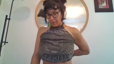 Snapshot of _tutti_frutti_ chatting on July 2026 11:19:01 PM _tutti_frutti_ online show from July 2026 11:19:01 PM