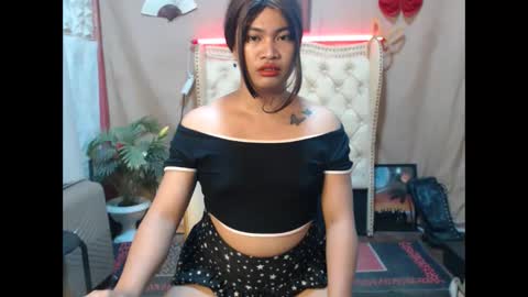 Snapshot of _urmorena_ chatting on October 2025 11:07:02 AM _urmorena_ online show from October 2025 11:07:02 AM