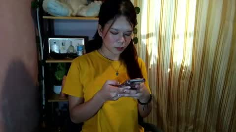 _urpetitegirl online show from June 2026 12:20:02 AM