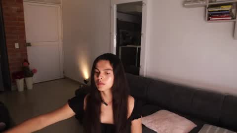 Anastasia Vahos online show from July 2026 06:54:01 PM