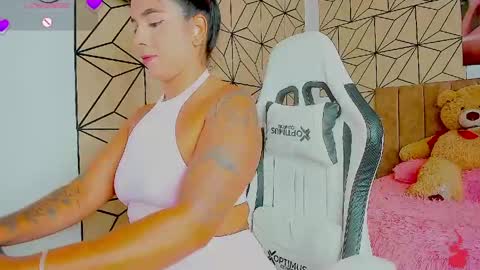 vane online show from April 2026 07:10:01 PM