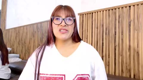 Snapshot of _veronicadeleon_ chatting on October 2025 01:08:02 PM Veronica online show from October 2025 01:08:02 PM
