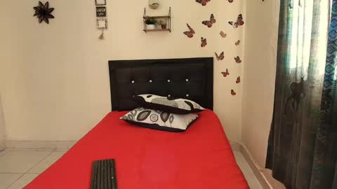 _victoriia_971 online show from March 2025 12:09:01 PM