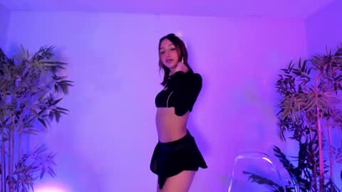 Snapshot of _violeta_owo_ chatting on December 2025 08:26:01 PM Evelyn online show from December 2025 08:26:01 PM