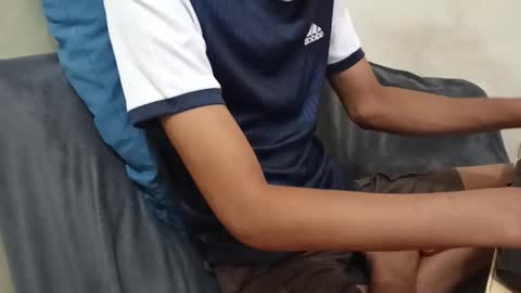 _vov_ online show from December 2024 12:39:02 PM