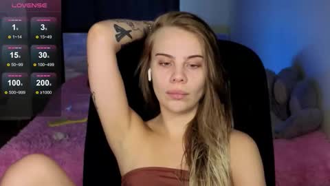 Snapshot of _wednesday_addams_ chatting on September 2025 08:36:02 AM Vera online show from September 2025 08:36:02 AM