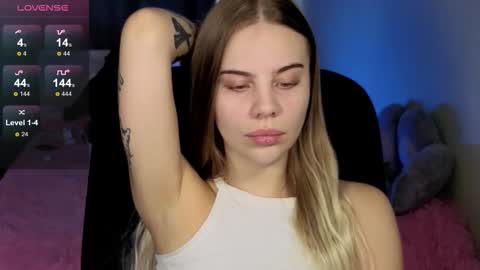 Snapshot of _wednesday_addams_ chatting on September 2025 07:54:01 AM Vera online show from September 2025 07:54:01 AM