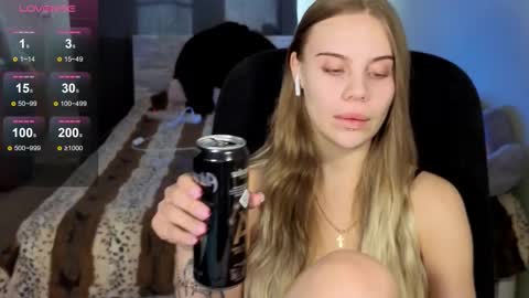 Snapshot of _wednesday_addams_ chatting on September 2025 08:18:01 AM Vera online show from September 2025 08:18:01 AM