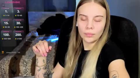 Snapshot of _wednesday_addams_ chatting on October 2025 08:12:01 AM Vera online show from October 2025 08:12:01 AM