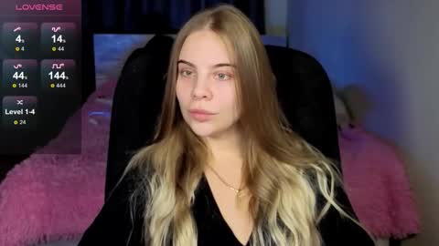 Snapshot of _wednesday_addams_ chatting on October 2025 10:38:02 AM Vera online show from October 2025 10:38:02 AM