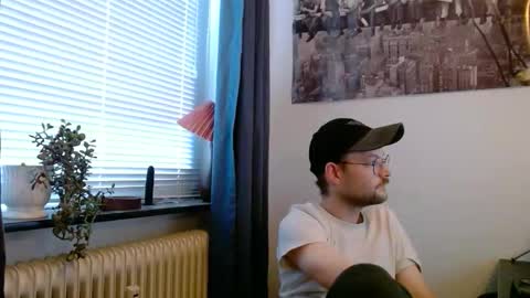 _whoisthatguy_ online show from October 2025 02:51:02 PM