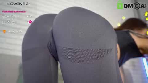 Lily online show from February 2025 12:14:01 AM