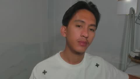 Snapshot of _xxhavefunwithme69_ chatting on November 2025 12:07:01 PM Andrei online show from November 2025 12:07:01 PM