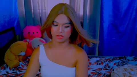 _xxlilly online show from May 2026 04:09:01 AM