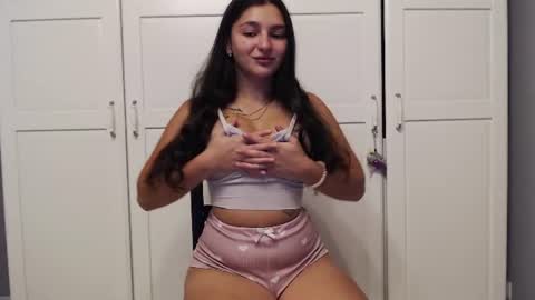 Snapshot of _your_love chatting on July 2026 10:17:02 PM Niki online show from July 2026 10:17:02 PM