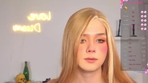 LITTLE FOX online show from October 2025 11:44:01 AM