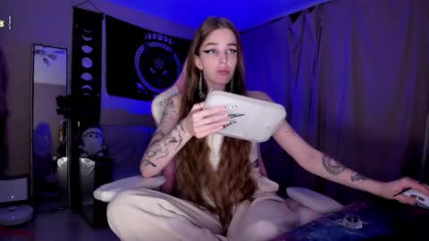 Roxy online show from September 2025 05:12:02 PM