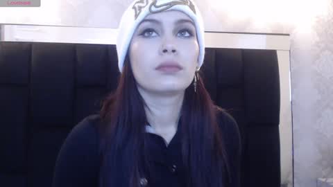 Yuyi online show from February 2025 11:22:02 AM