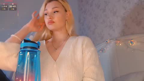   Alena  online show from March 2025 02:21:01 PM